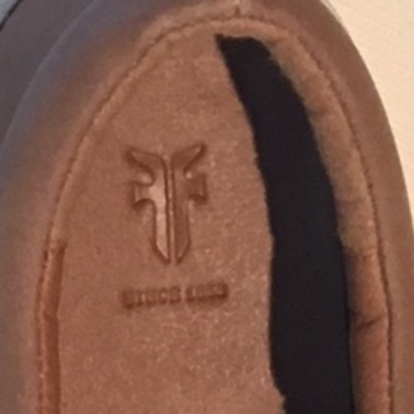 FRYE Kids Shoes - Kids Size 13 - Picture 4 of 4